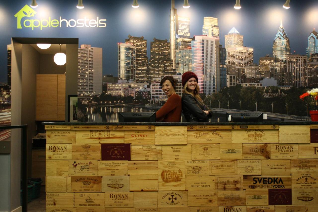 Hostal Apple Of *